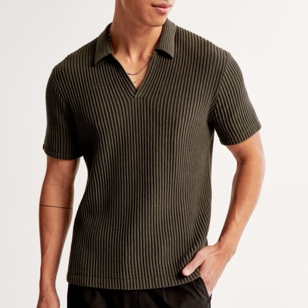Abercrombie Men's Plisse Johnny Collar Sweater Polo Slim
